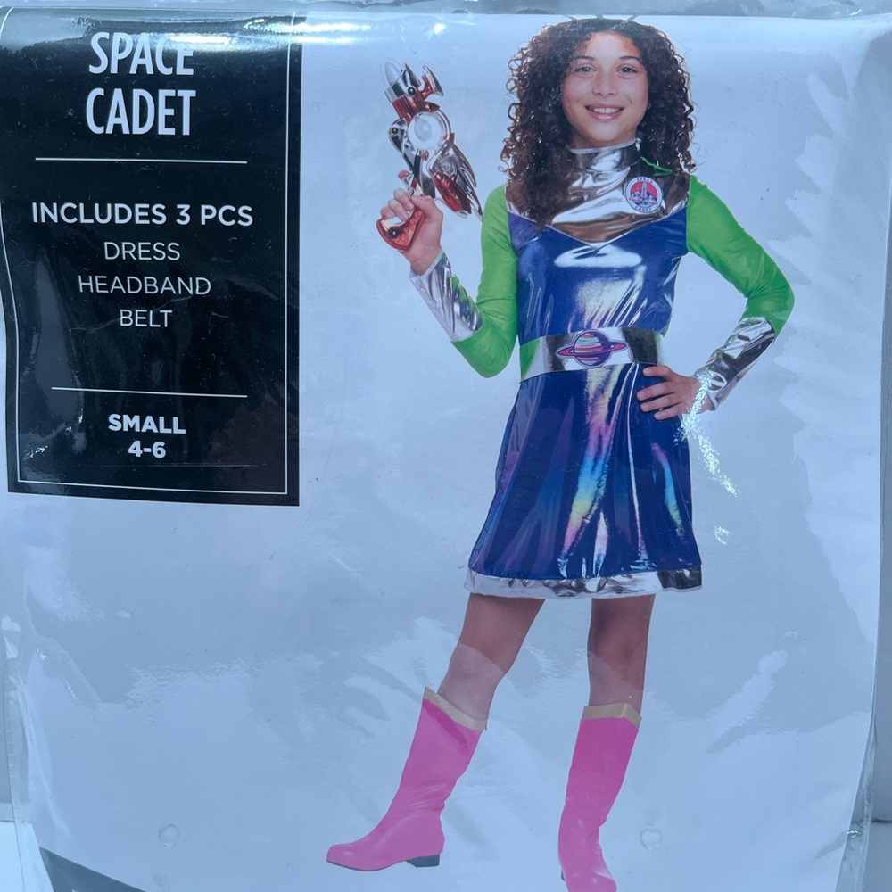 Space Cadet Girls small (4-6) Halloween costume 3 Piece Set New with tags, mad